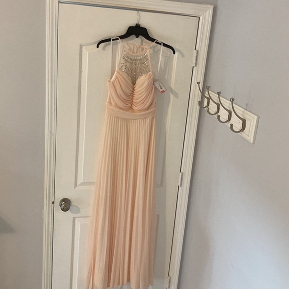 B.Darlin womens size 7/8 prom dress - Picture 2 of 3